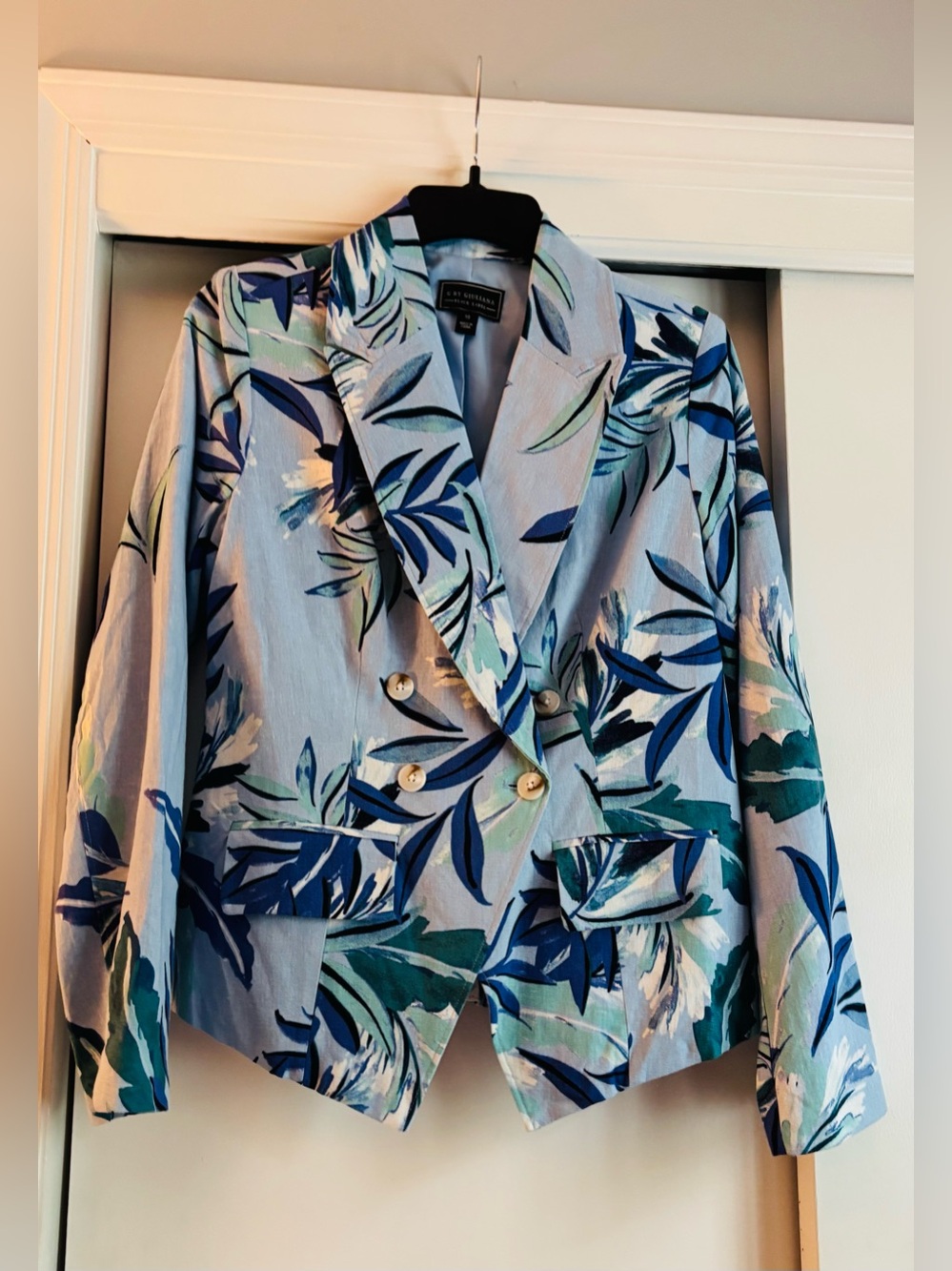 NWOT G by Giuliana Black Label Papa DePandi Linen Blend Blazer CHAMBRAY 
X-SMALL